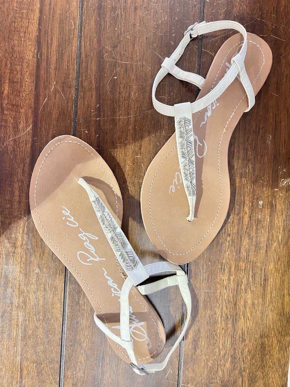 American Rag Cie women's white thong sandals Size 9 TG2013